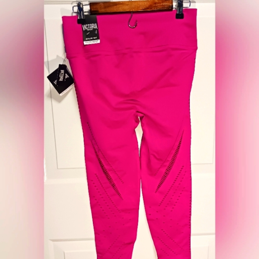 Victoria's Secret Sport Pink Laser Cut Seamless Stretch  Leggings Size XL NWT